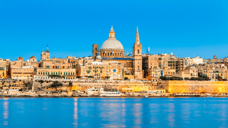 De skyline van Valletta, Malta