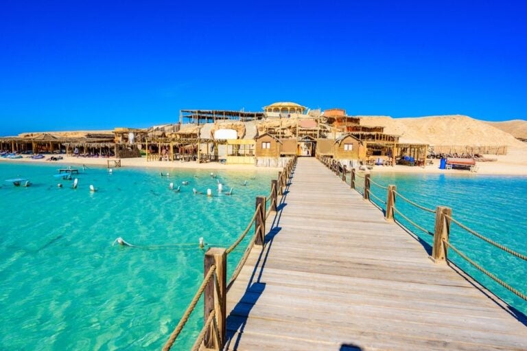 Azuurblauw water bij Hurghada, Egypte