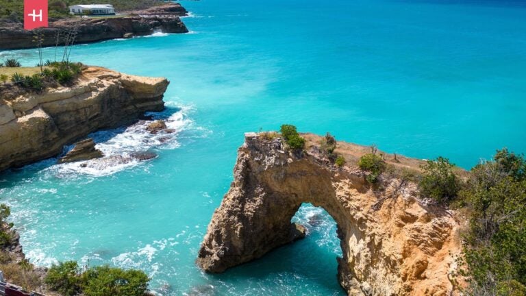 Anguilla Arch op Anguilla, een van de mooiste Caribische eilanden