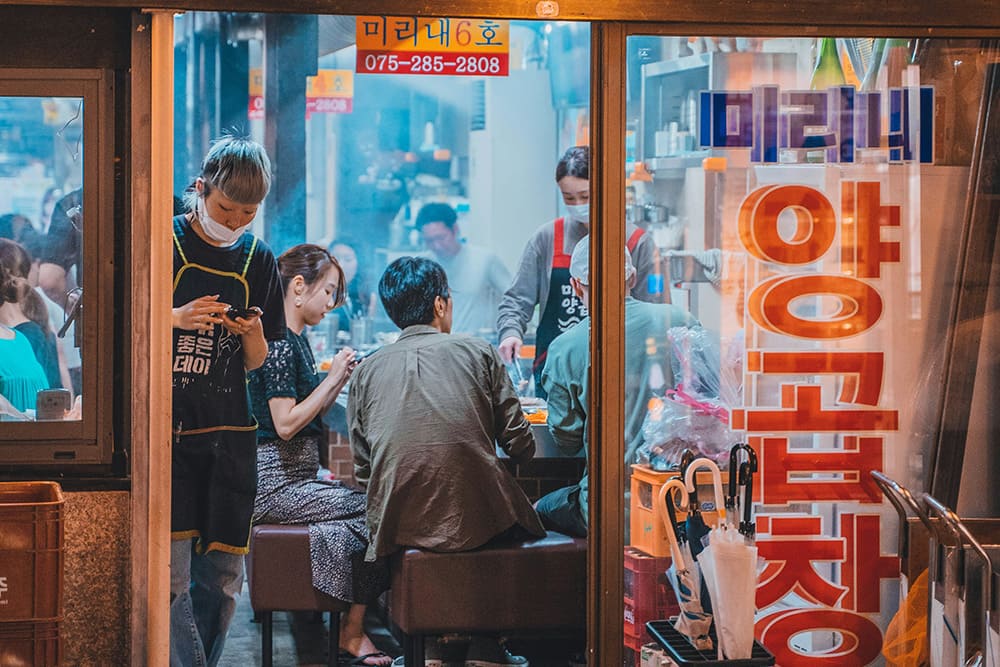 飲食店の利用時に役立つ韓国語のフレーズ