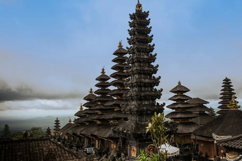 バリ観光地 ブサキ寺院