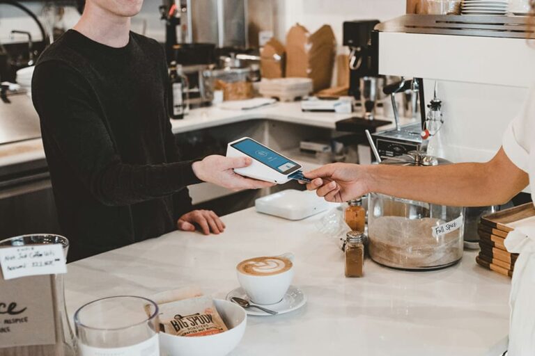 台湾でクレジットカードは使えるか現金は必要か