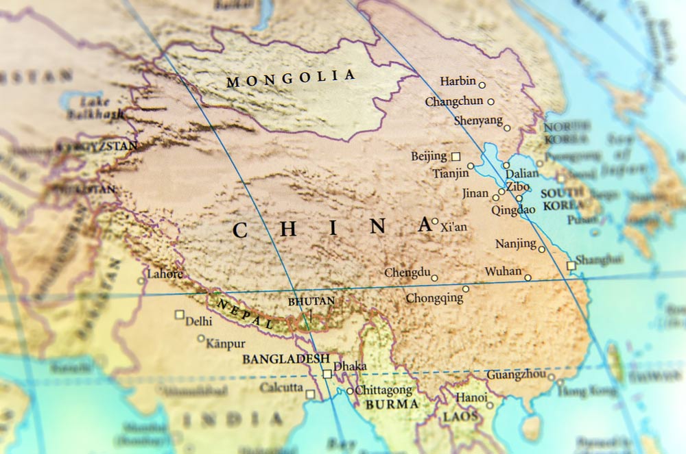 中国を中心に、周辺国(モンゴル、インド、ネパール、バングラデシュ、韓国など)が表示されたアジアの地図。主要都市として北京、上海、広州、成都などが記載されている。