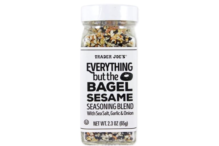 Trader Joe'sのEverything but the Bagel Seasoning。料理好きへのアメリカお土産に人気の調味料