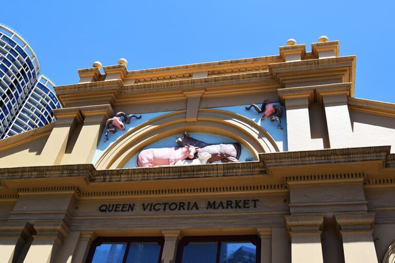 メルボルンのお土産購入スポット、クイーンビクトリアマーケットの正面入口