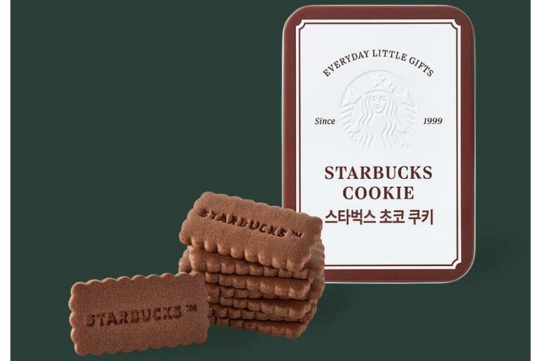 韓国スターバックスのロゴ入りティンケースとチョコクッキーセット