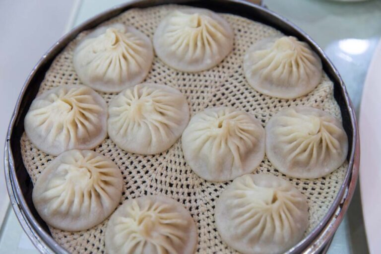 蒸籠に並べられた 灌湯包のアップ