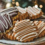 ドイツお土産にも人気のクリスマスクッキー、チョコとアイシングで飾られた一皿