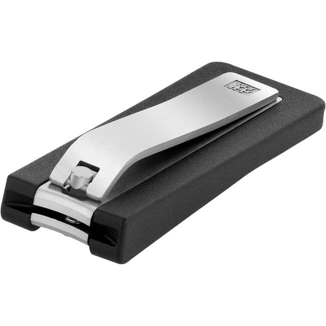 ドイツの老舗ツヴィリング製、ケース付きステンレス爪切り