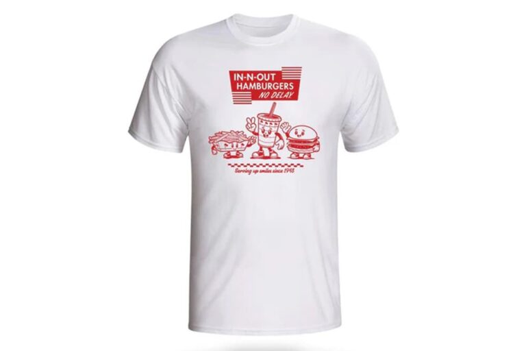 カリフォルニア発祥の人気ハンバーガーチェーン「In-N-Out Burger」のロゴ入りTシャツ。日本未上陸ブランドのLAらしいお土産