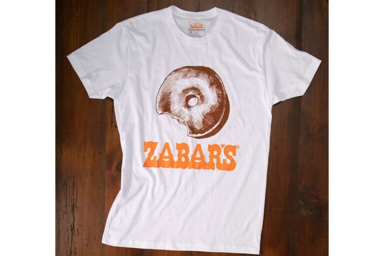 ニューヨークの老舗デリZabar'sのロゴ入りTシャツ