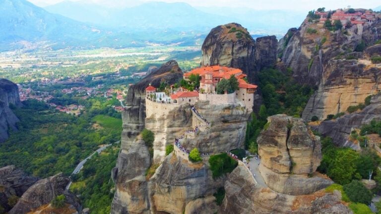 希臘旅遊必訪景點:梅黛奧拉