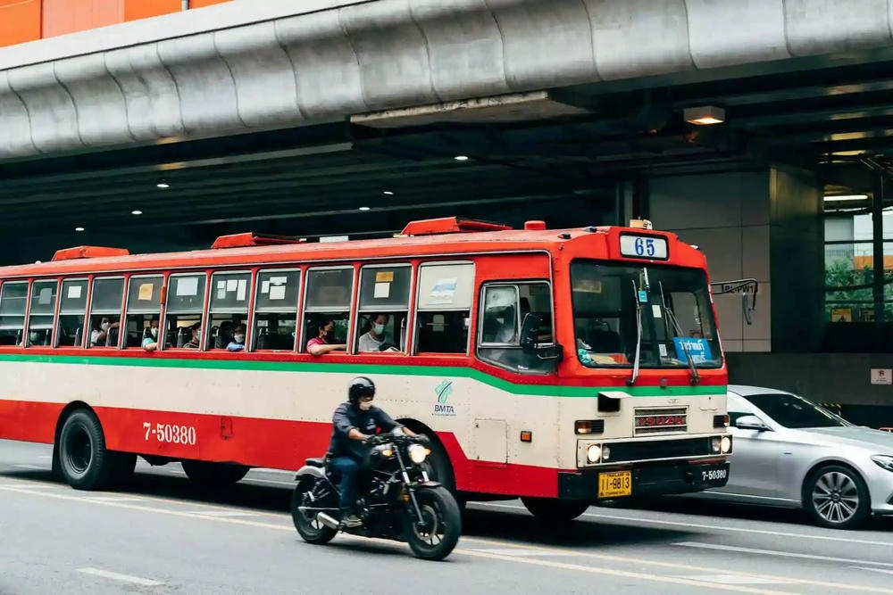 曼谷公車