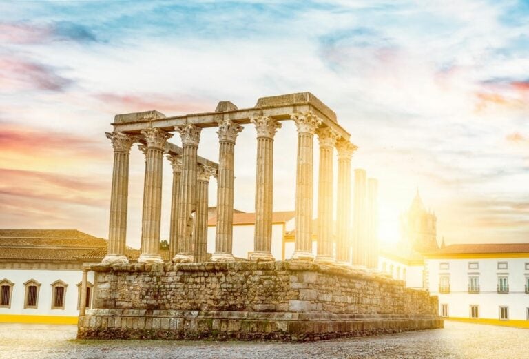 葡萄牙自由行春季推薦地點 #3 | 埃武拉（Évora）