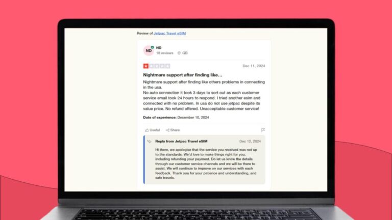 مراجعة على Trustpilot للمستخدم ND يشتكي فيها من انقطاع الخدمة تماماً عند استخدام Jetpac eSIM في الولايات المتحدة، مع انتقاد شديد لبطء ردود خدمة العملاء التي استغرقت أياماً ورفض استرداد المبلغ.