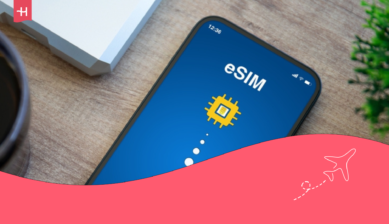 مراجعة Revolut eSIM: هاتف ذكي يعرض كلمة eSIM على الشاشة