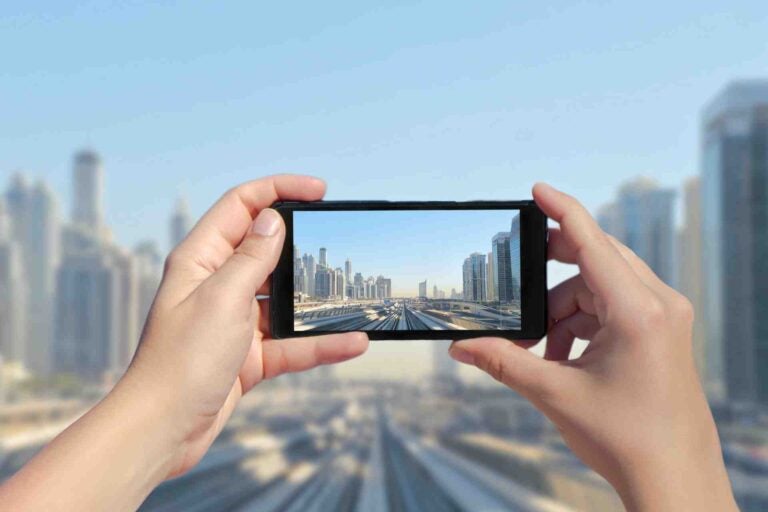 Holafly 无限流量 eSIM