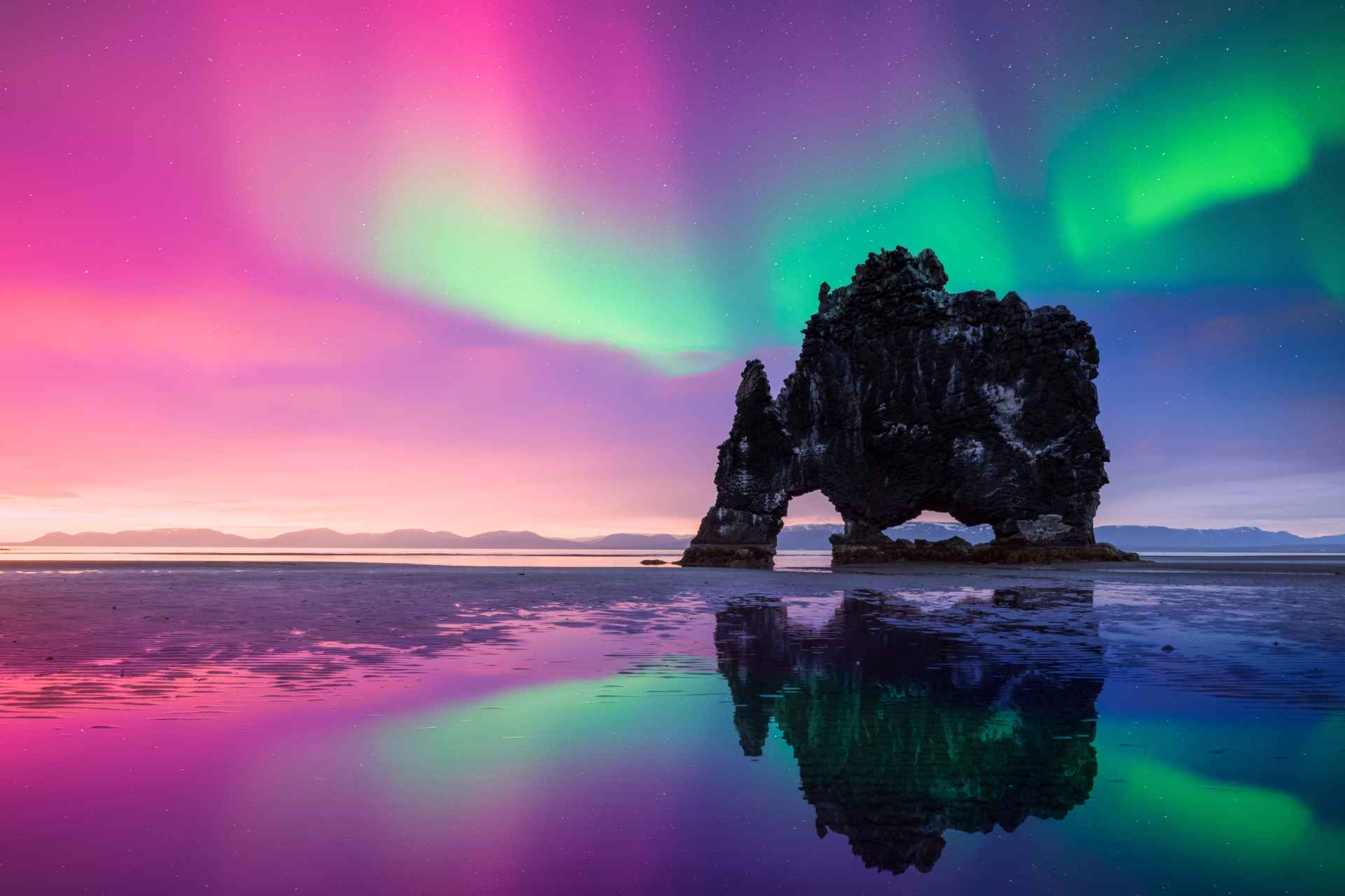 世界十大奇景-冰岛极光