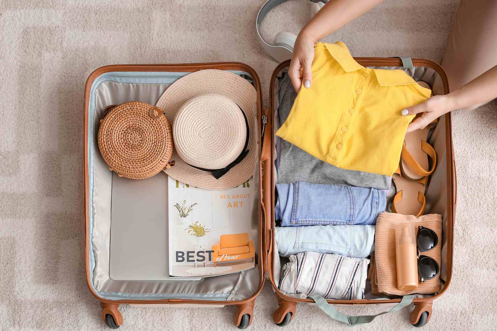 2026 出国旅行清单:必备物品 + 行李打包 + 实用 Tips 一篇搞定! - Holafly