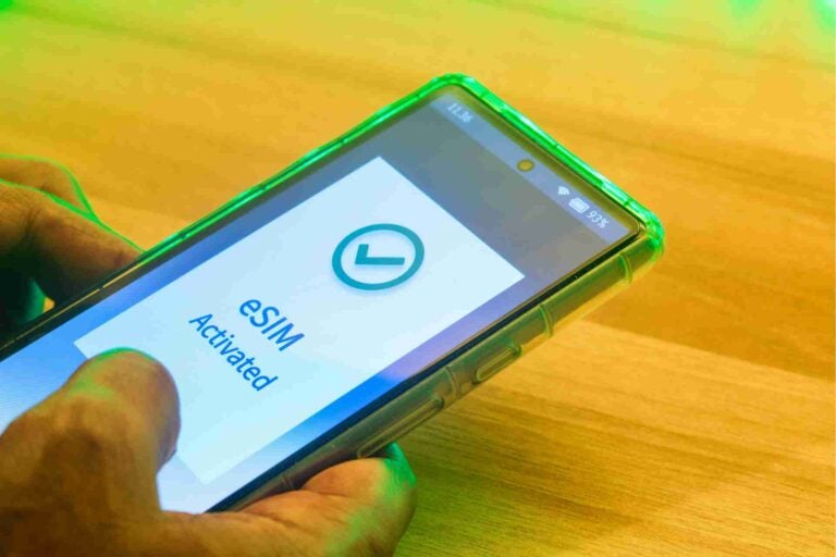 eSIM 卡激活
