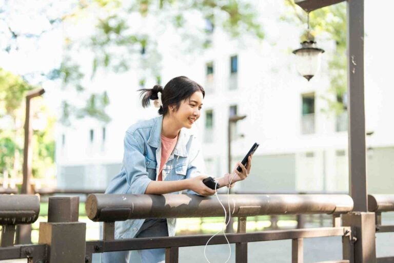 旅游用手机上网