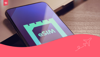 Foto av en smarttelefon med ordet «eSIM» på skjermen, som hovedbilde til en artikkel om MyCall eSIM