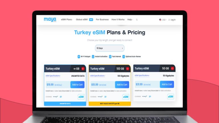 Skjermbilde av Maya Mobile sin nettside som viser ulike eSIM-pakker for Tyrkia, inkludert ubegrenset data og pakker på 100 GB og 50 GB.