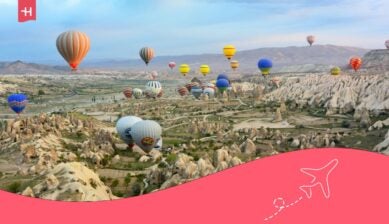 Luftballonger over Kappadokia med fokus på internett i Tyrkia